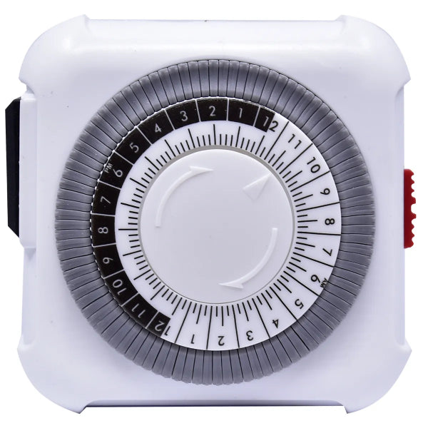 Indoor 24-Hour Mechanical Timer With Grounded Outlet White (140619)