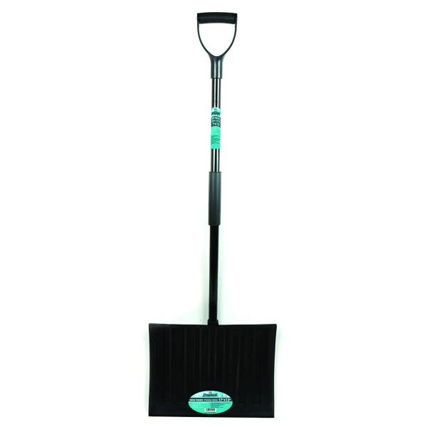 Snow Pusher 18in Poly Blade Curved Handle D-Grip 51in (194510)