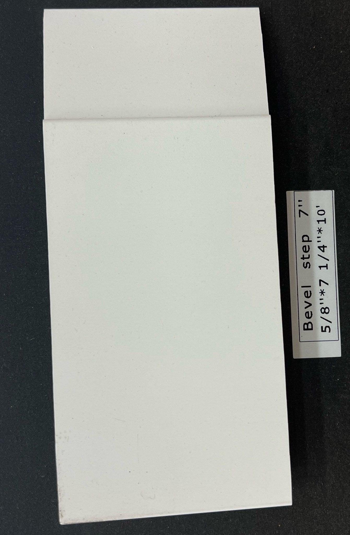 Baseboards 5" and 7" Bevel Step - Toucan