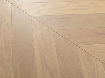 Driftwood - Vidar 5" x 3/4" Chevron American Oak Engineered Hardwood T&G