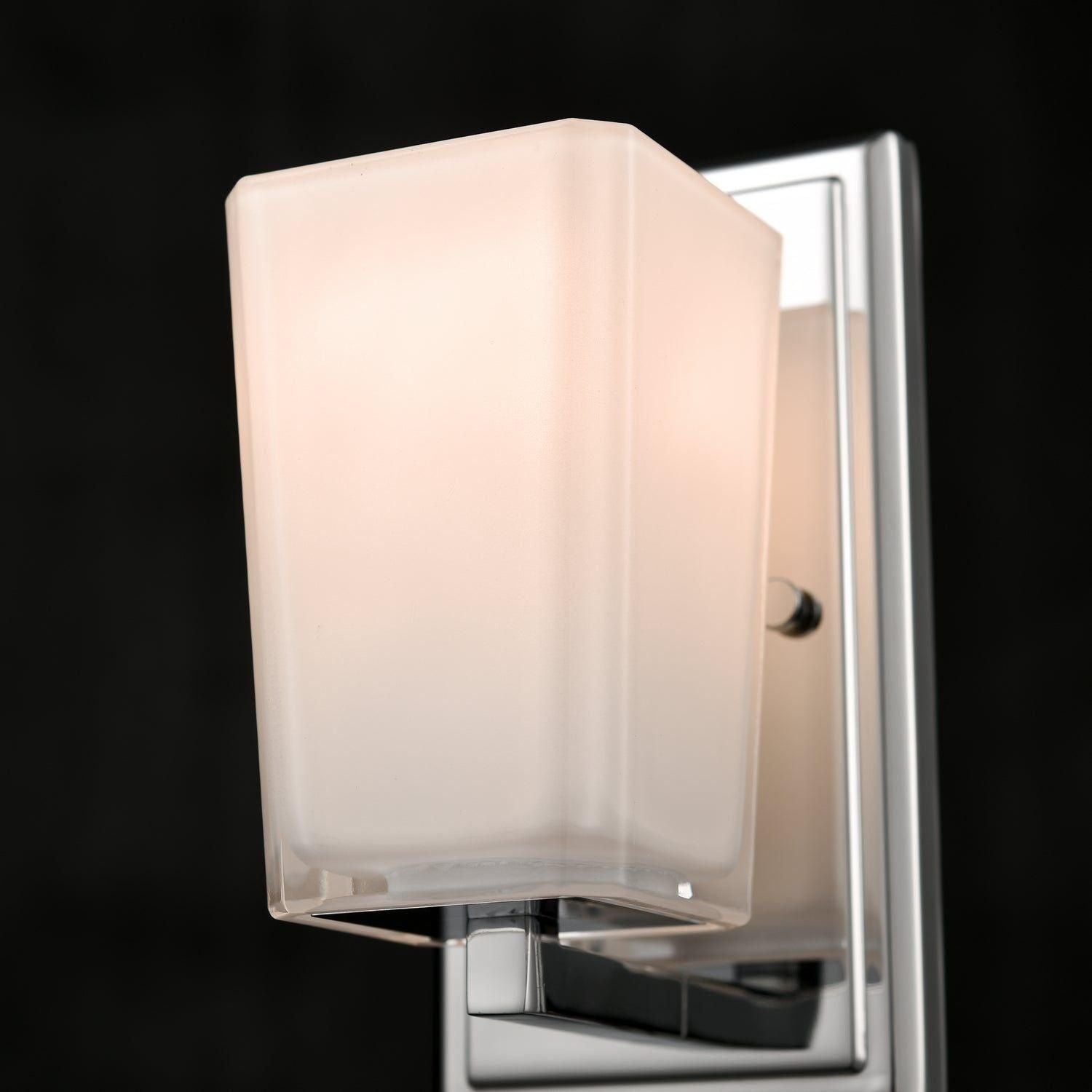 Riverside 1 Light Sconce