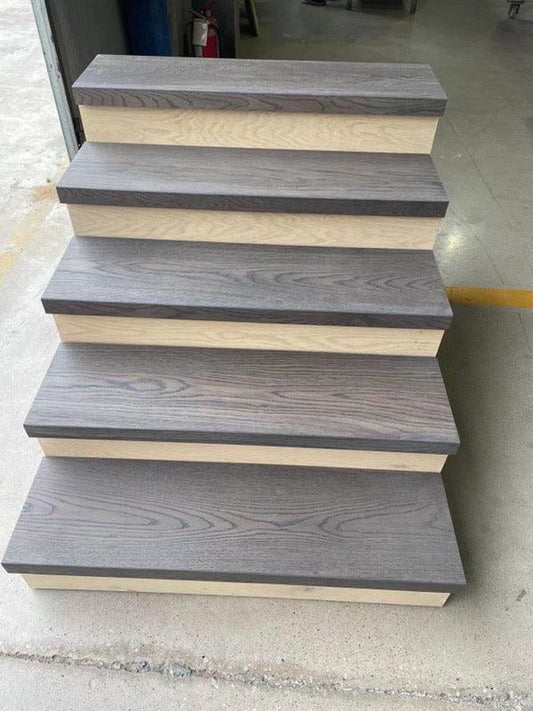 Vidar Design Hardwood Stairs (Both Side Closed)