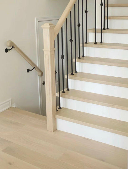 Vidar Design Hardwood Stairs (Both Side Closed)