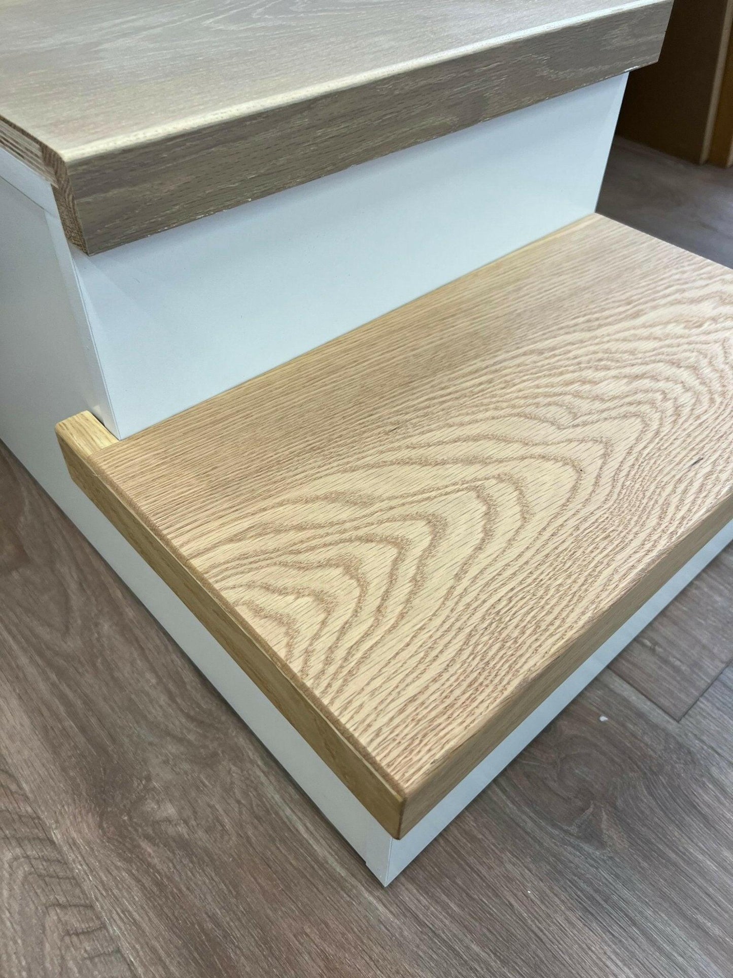 Vidar Design Hardwood Stairs (Both Side Open Return)