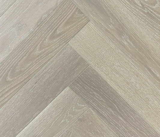 Wheat Berry - Vidar Herringbone 5" x 3/4" American Oak Engineered Hardwood T&G